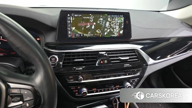 BMW 5 Series (G30) 2018 Серый из Кореи, фото 5