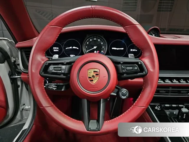 Porsche 911(992) 2024 Серебристо-серый из Кореи, фото 5