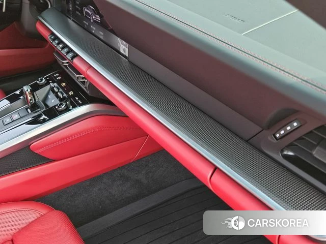 Porsche 911(992) 2020 Серебряный из Кореи, фото 5