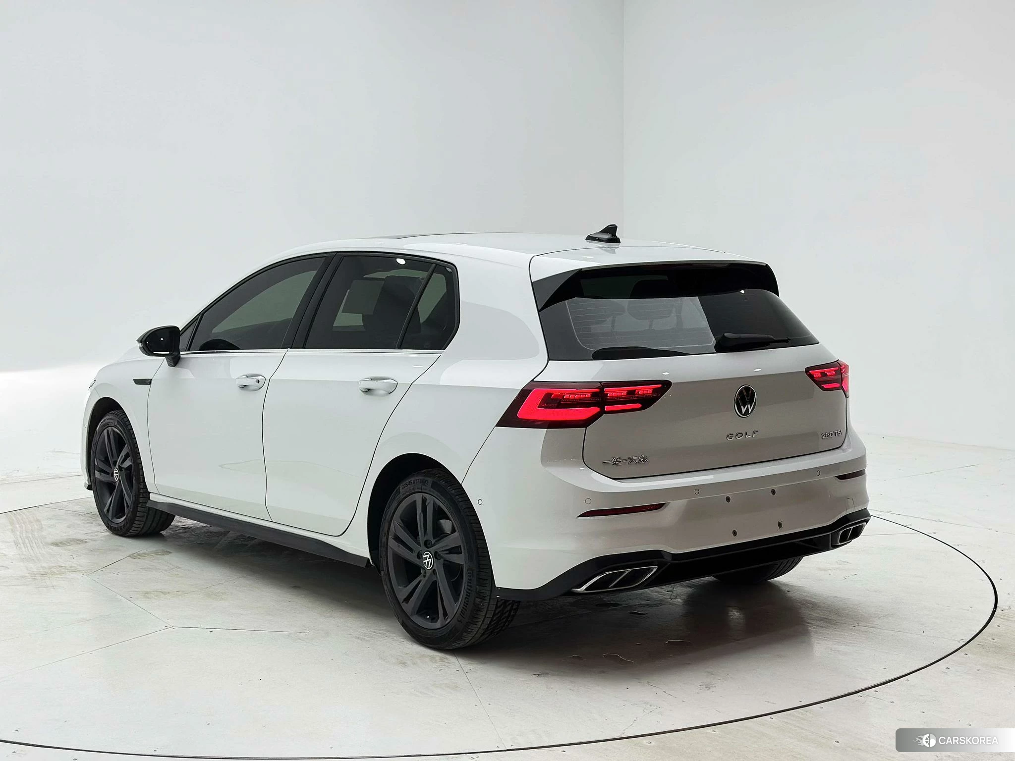 Volkswagen Golf 2020 Белый из Китая, фото 5