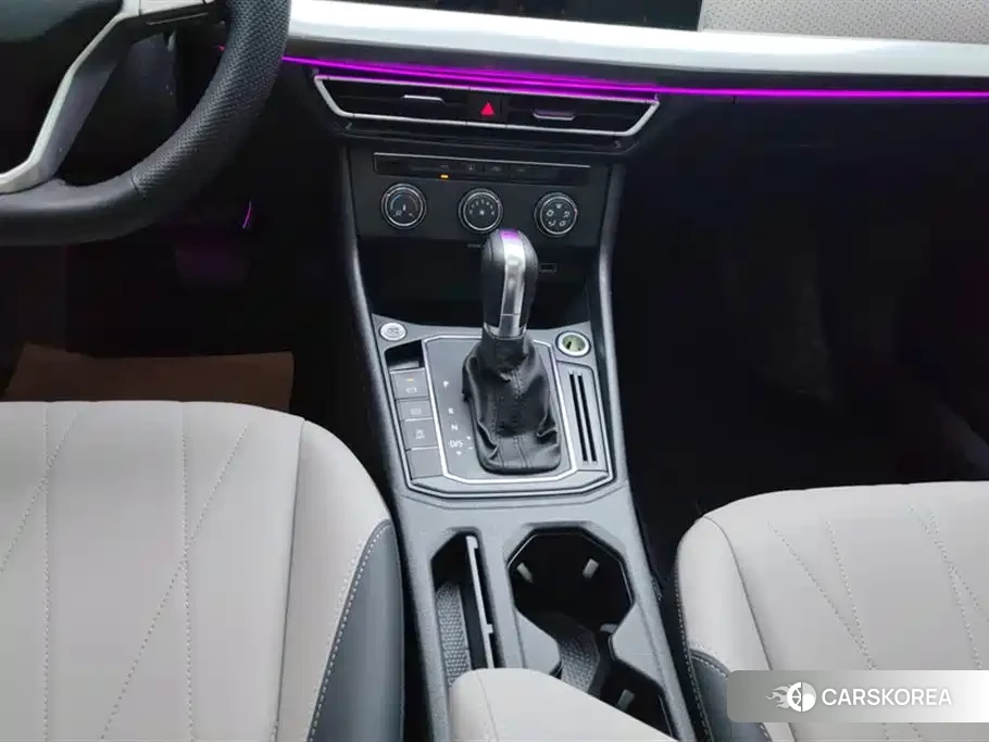 Volkswagen Lavida 2022 Белый из Китая, фото 5