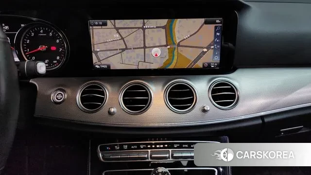 Mercedes-Benz E-Class W213 2018 Белый из Кореи, фото 5