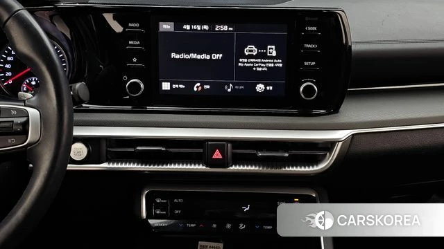 Kia K5 3rd generation 2023 Белый из Кореи, фото 5