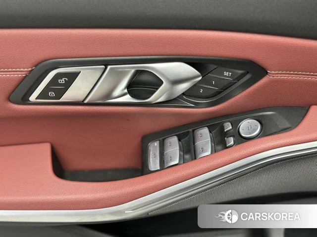 BMW 3 series 2025 Черный из Китая, фото 5