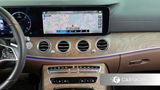 Mercedes-Benz E-Class W213 2021 Белый из Кореи, фото 5