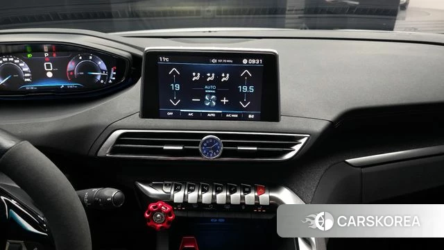 Peugeot 5008 second generation 2019 Белый из Кореи, фото 5