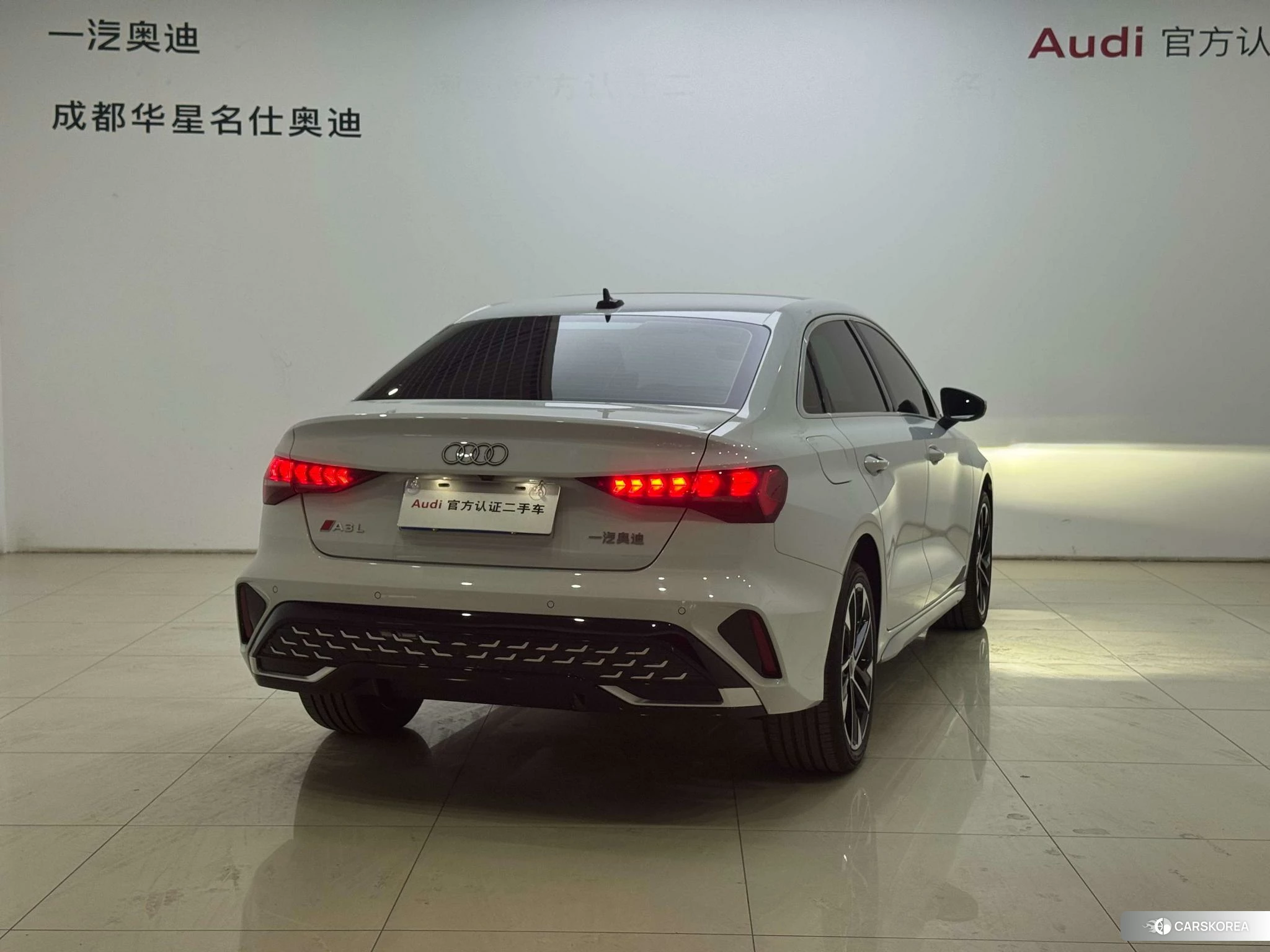 Audi A3 2024 Белый из Китая, фото 5
