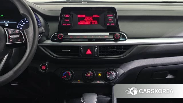 Kia The New K3 2nd generation 2021 Белый из Кореи, фото 5