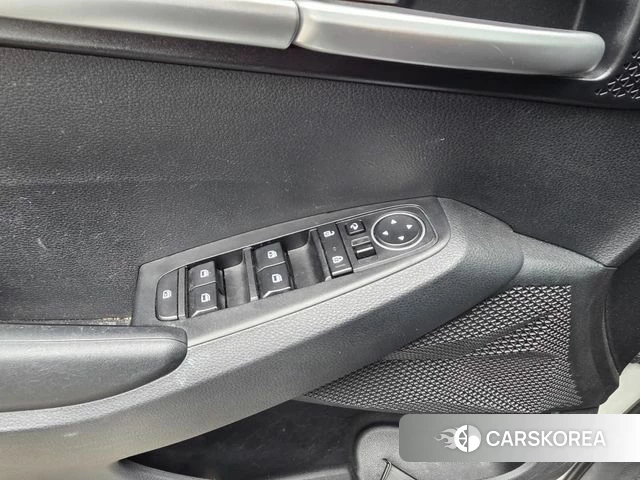 Kia Seltos 2022 Белый из Кореи, фото 5