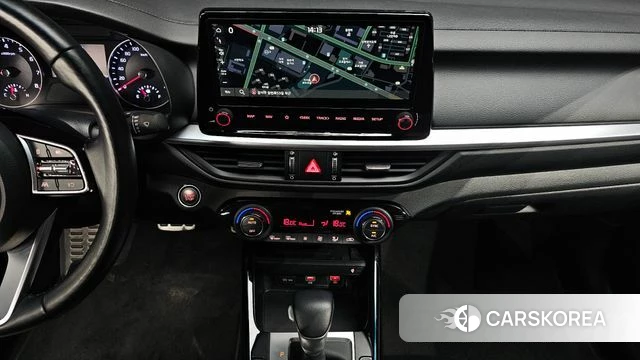 Kia The New K3 2nd generation 2022 Белый из Кореи, фото 5