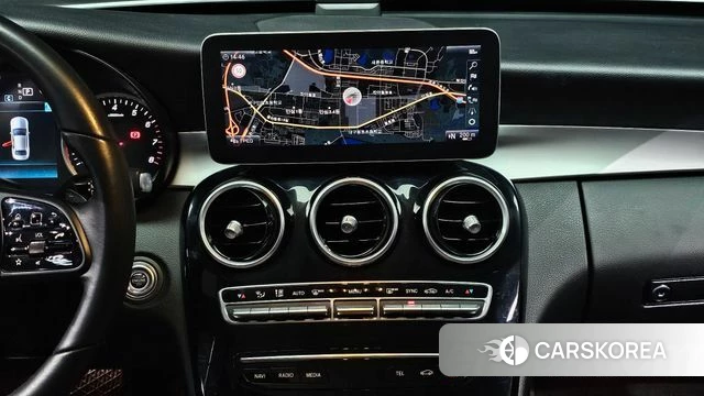 Mercedes-Benz C-Class W205 2020 Белый из Кореи, фото 5