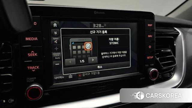 Kia Stonic 2018 Белый из Кореи, фото 5