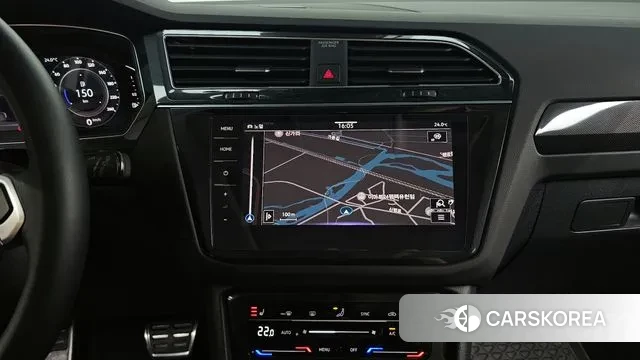 Volkswagen Tiguan second Generation 2022 Белый из Кореи, фото 5