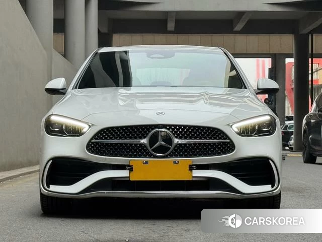 Mercedes-Benz Class C 2023 Белый из Китая, фото 5