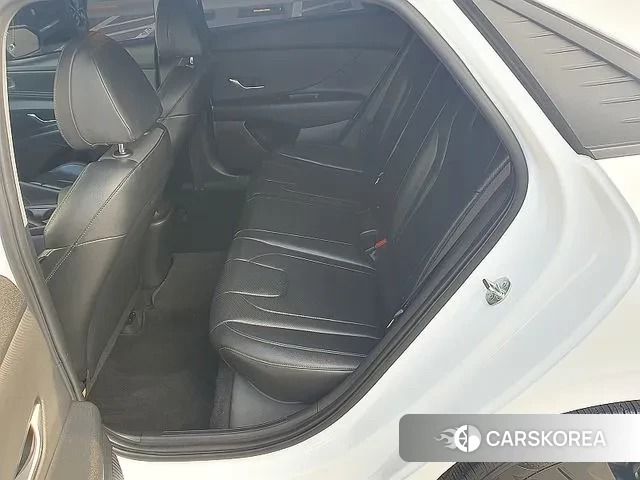 Hyundai Avante (CN7) 2022 Белый из Кореи, фото 5