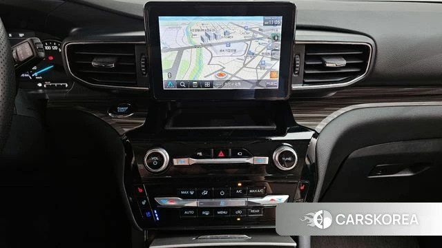 Ford Explorer 6th Generation 2022 Белый из Кореи, фото 5