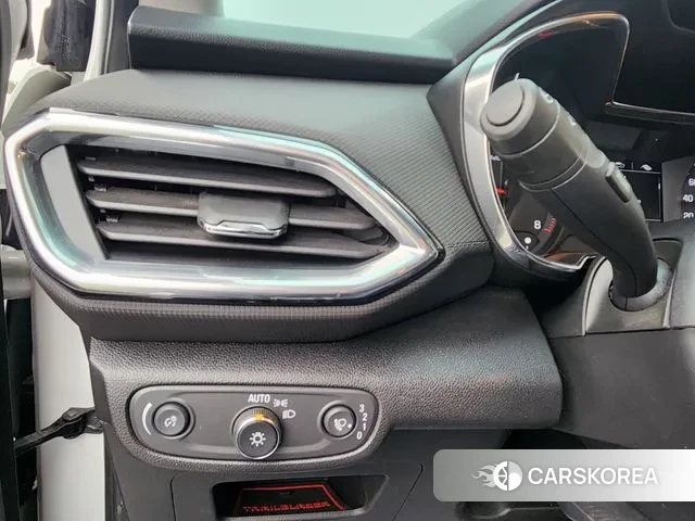 Chevrolet (GM Daewoo) Trailblazer 2020 Белый из Кореи, фото 5