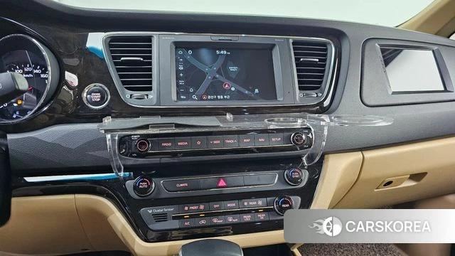 Kia The New Carnival 2018 Черный из Кореи, фото 5