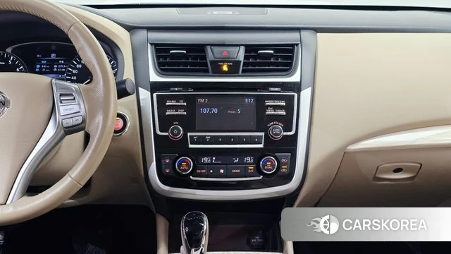 Nissan Altima 2018 Белый из Кореи, фото 5