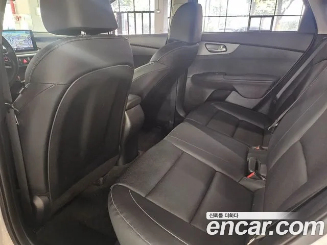 Kia Come New K3 2021 Белый из Кореи, фото 5