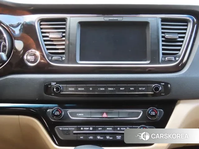 Kia The New Carnival 2020 Белый из Кореи, фото 5