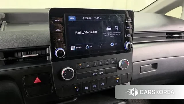 Hyundai Staria 2023 Белый из Кореи, фото 5