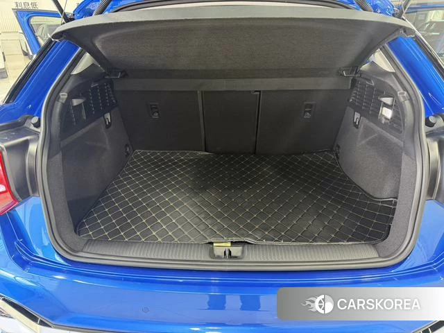 Audi Q2L 2022 Синий из Китая, фото 5