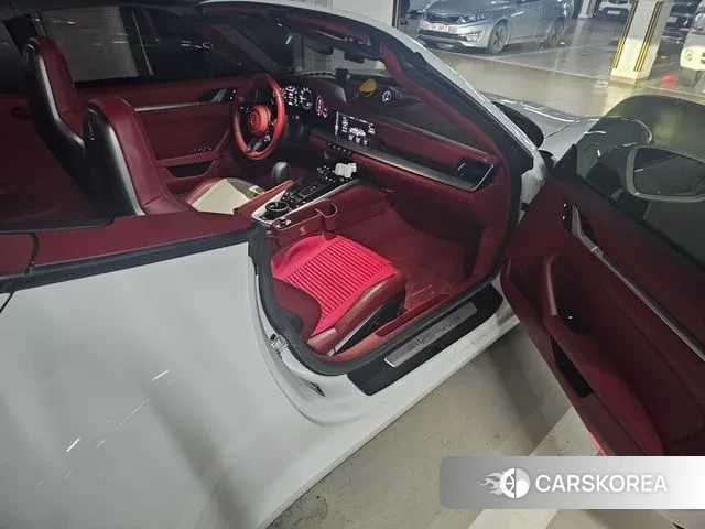 Porsche 911(992) 2020 Белый из Кореи, фото 5