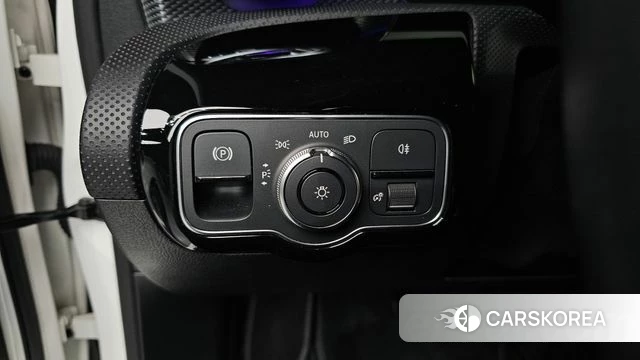 Mercedes-Benz A-Class W177 2022 Белый из Кореи, фото 5
