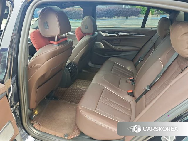 BMW 5 series 2022 Черный из Китая, фото 5