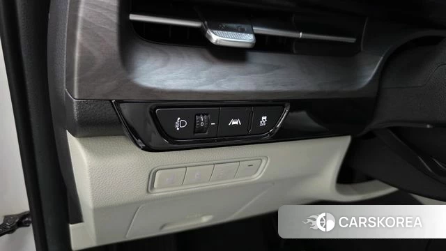 Kia Carnival 4th generation 2022 Белый из Кореи, фото 5