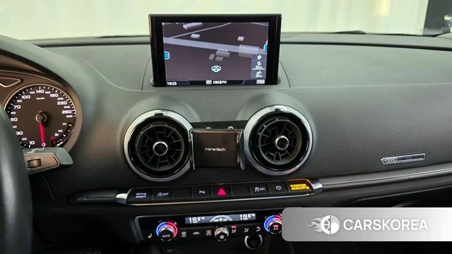 Audi New A3 2018 Черный из Кореи, фото 5