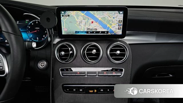 Mercedes-Benz GLC-Class X253 2021 Белый из Кореи, фото 5