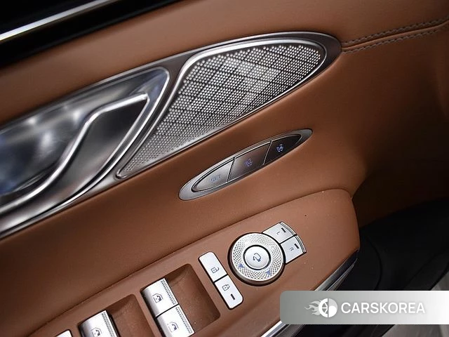 Genesis GV70 2022 Белый из Кореи, фото 5
