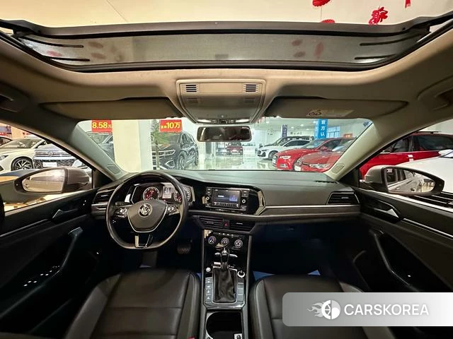 Volkswagen Sagitar 2020 Серебристо-серый из Китая, фото 5