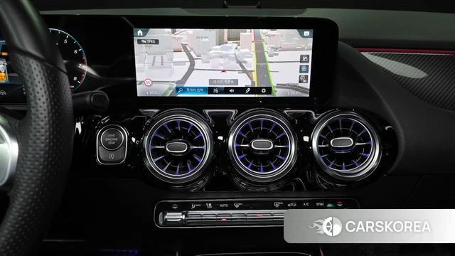 Mercedes-Benz GLA - Class H247 2023 Белый из Кореи, фото 5