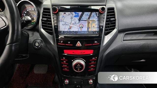 Ssangyong Tivoli Armor 2018 Белый из Кореи, фото 5