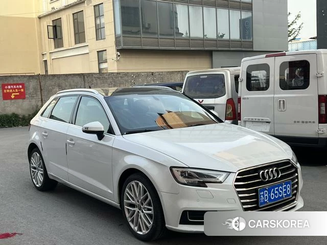 Audi A3 2019 Белый из Китая, фото 5