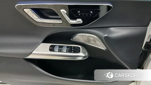 Mercedes-Benz E-Class W214 2025 Белый из Кореи, фото 5