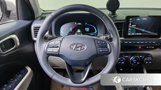 Hyundai Venue 2024 Серебристо-серый из Кореи, фото 5