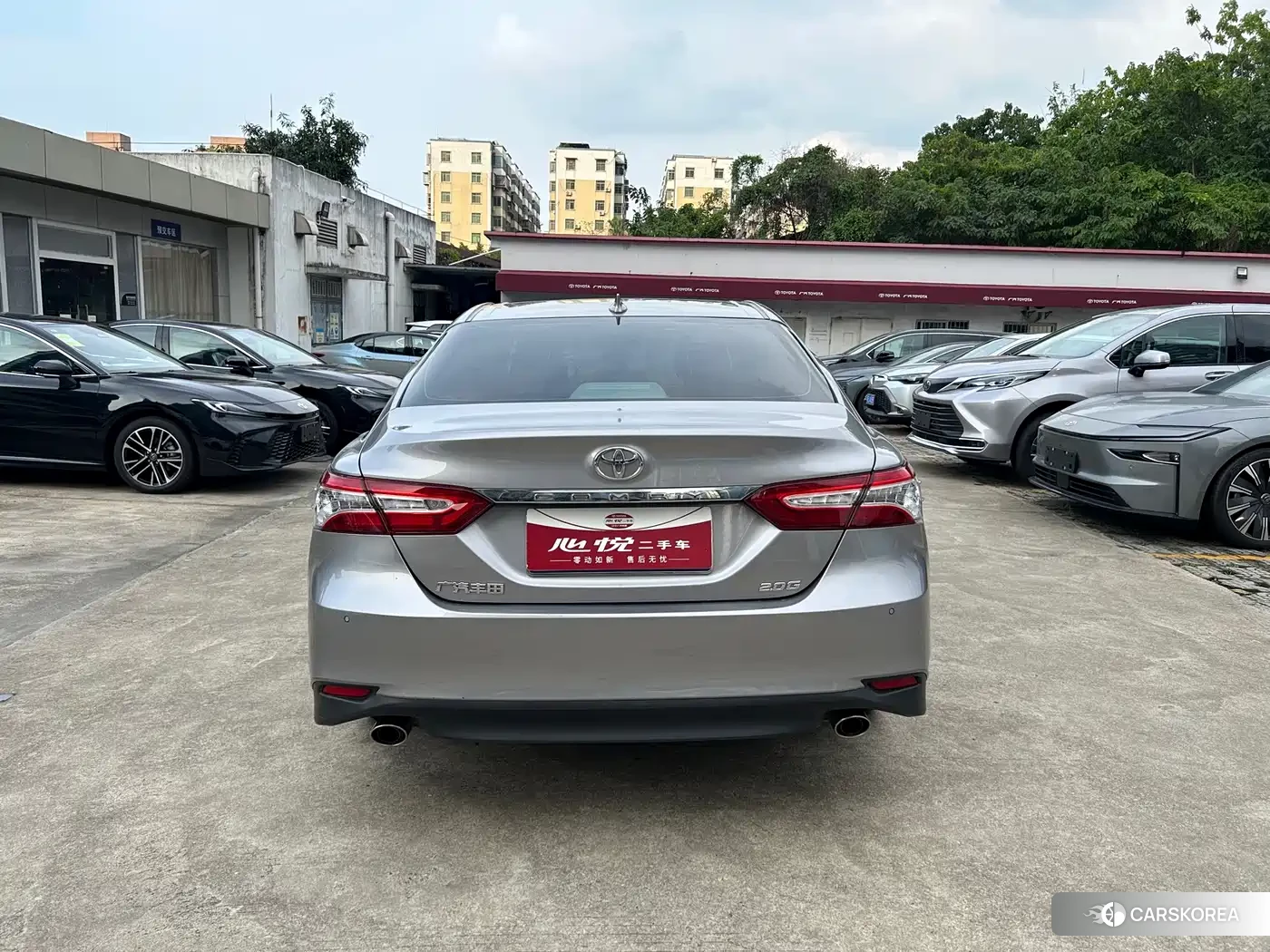 Toyota Camry 2022 Silver/gray из Китая, фото 5