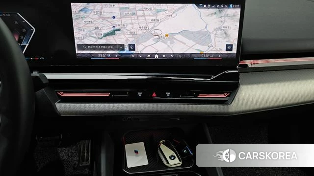 BMW 5 Series (G60) 2024 Синий из Кореи, фото 5