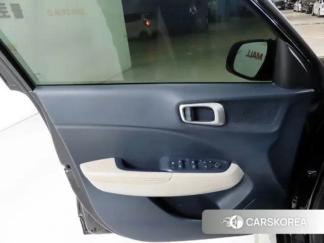 Hyundai Venue 2021 Черный из Кореи, фото 5