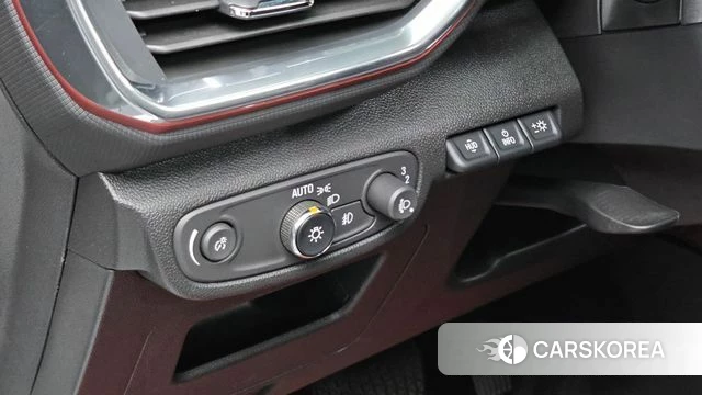 Chevrolet (GM Daewoo) Trailblazer 2023 Белый из Кореи, фото 5