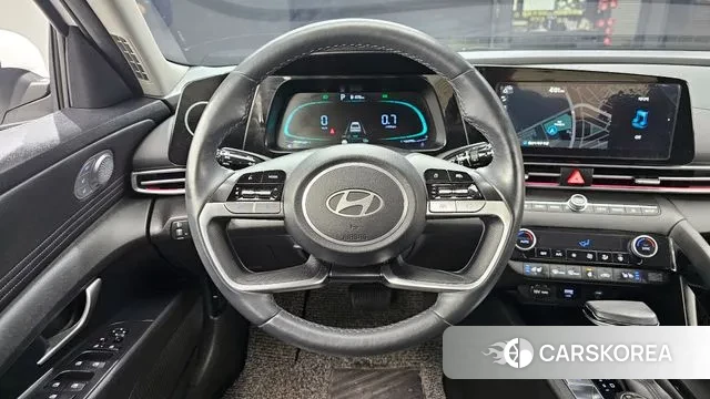 Hyundai The New Avante (CN7) 2023 Белый из Кореи, фото 5