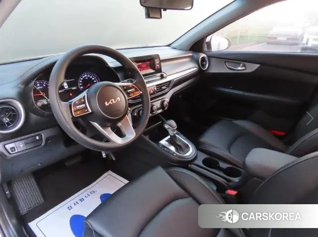 Kia The New K3 2nd generation 2022 Белый из Кореи, фото 5