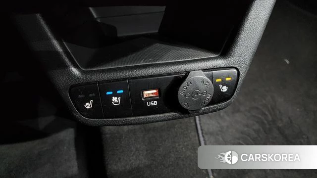 Kia The New Kia Ray 2023 Белый из Кореи, фото 5