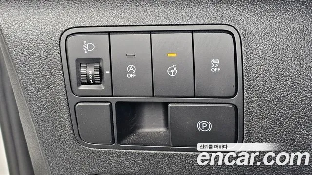 Hyundai Staria 2023 Белый из Кореи, фото 5