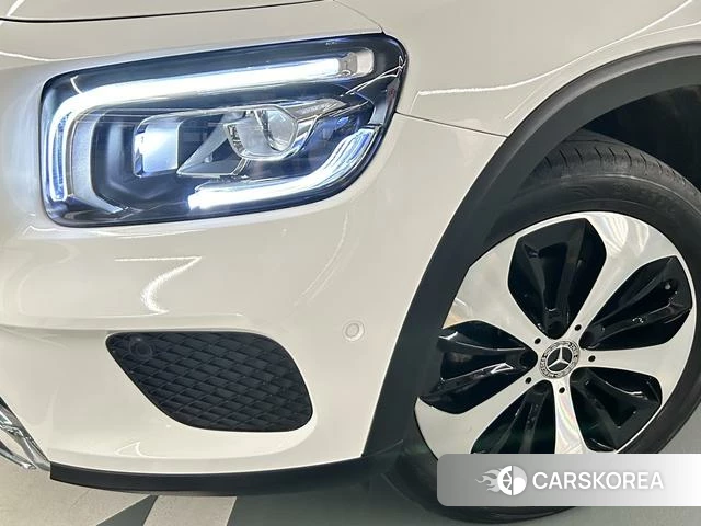 Mercedes-Benz GLB 2022 Белый из Китая, фото 5