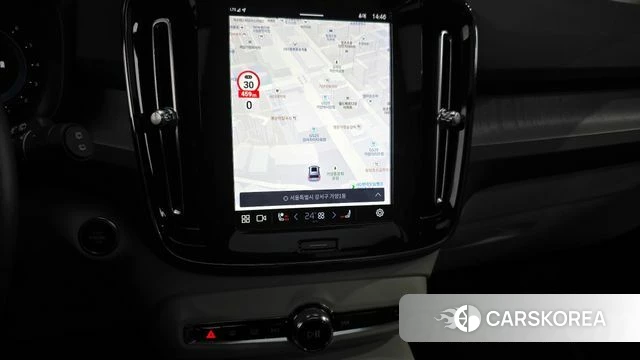 Volvo XC40 2023 Черный из Кореи, фото 5